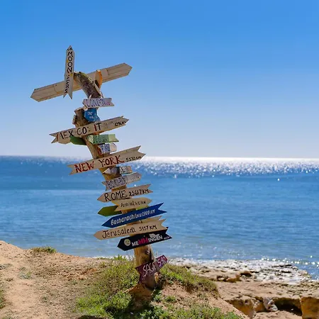 아파트 Belharucas, 400 Meters From *