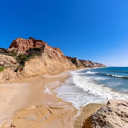 Belharucas, 400 Meters From Apartman Albufeira