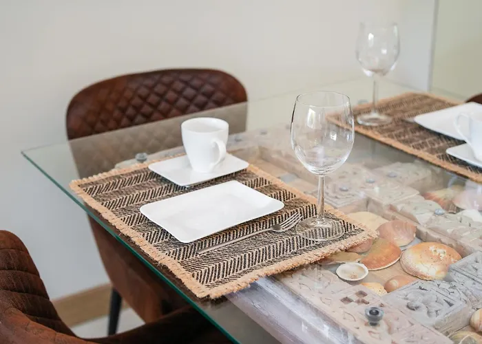 Belharucas, 400 Meters From