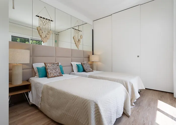 Belharucas, 400 Meters From 아파트 *