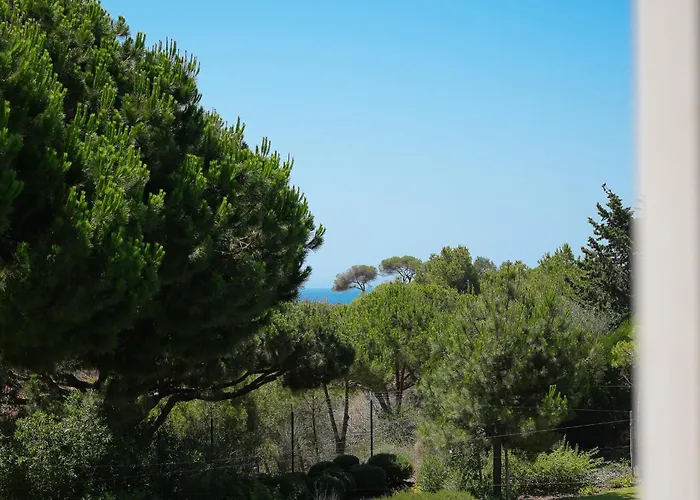 아파트 Belharucas, 400 Meters From *