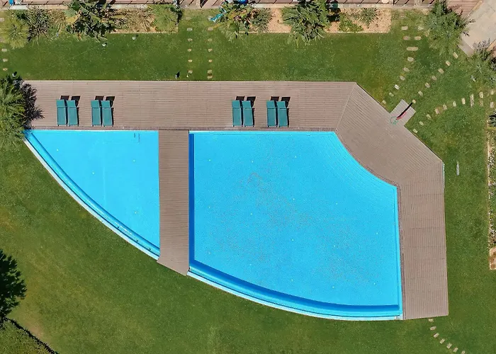 아파트 Belharucas, 400 Meters From