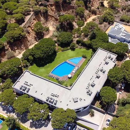 Belharucas, 400 Meters From *